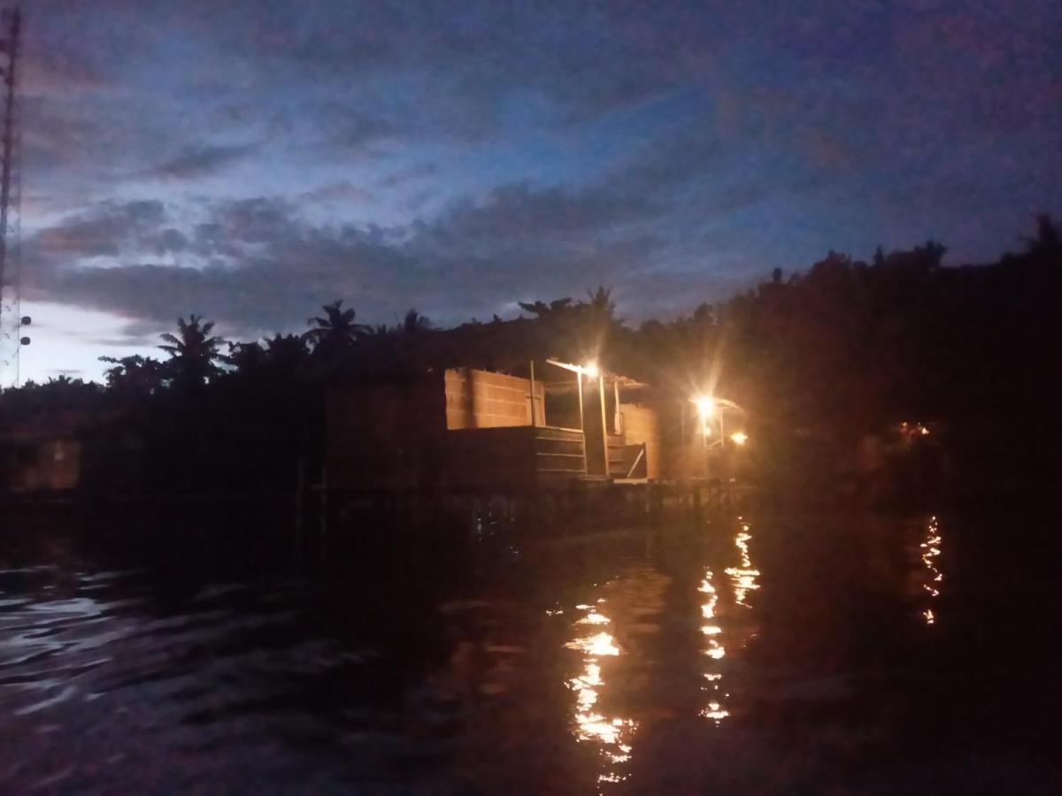 Arborek Diving Homestay R4 Besir 외부 사진