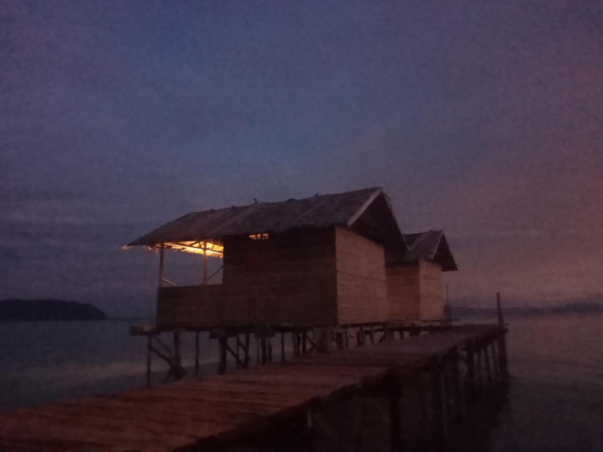 Arborek Diving Homestay R4 Besir 외부 사진
