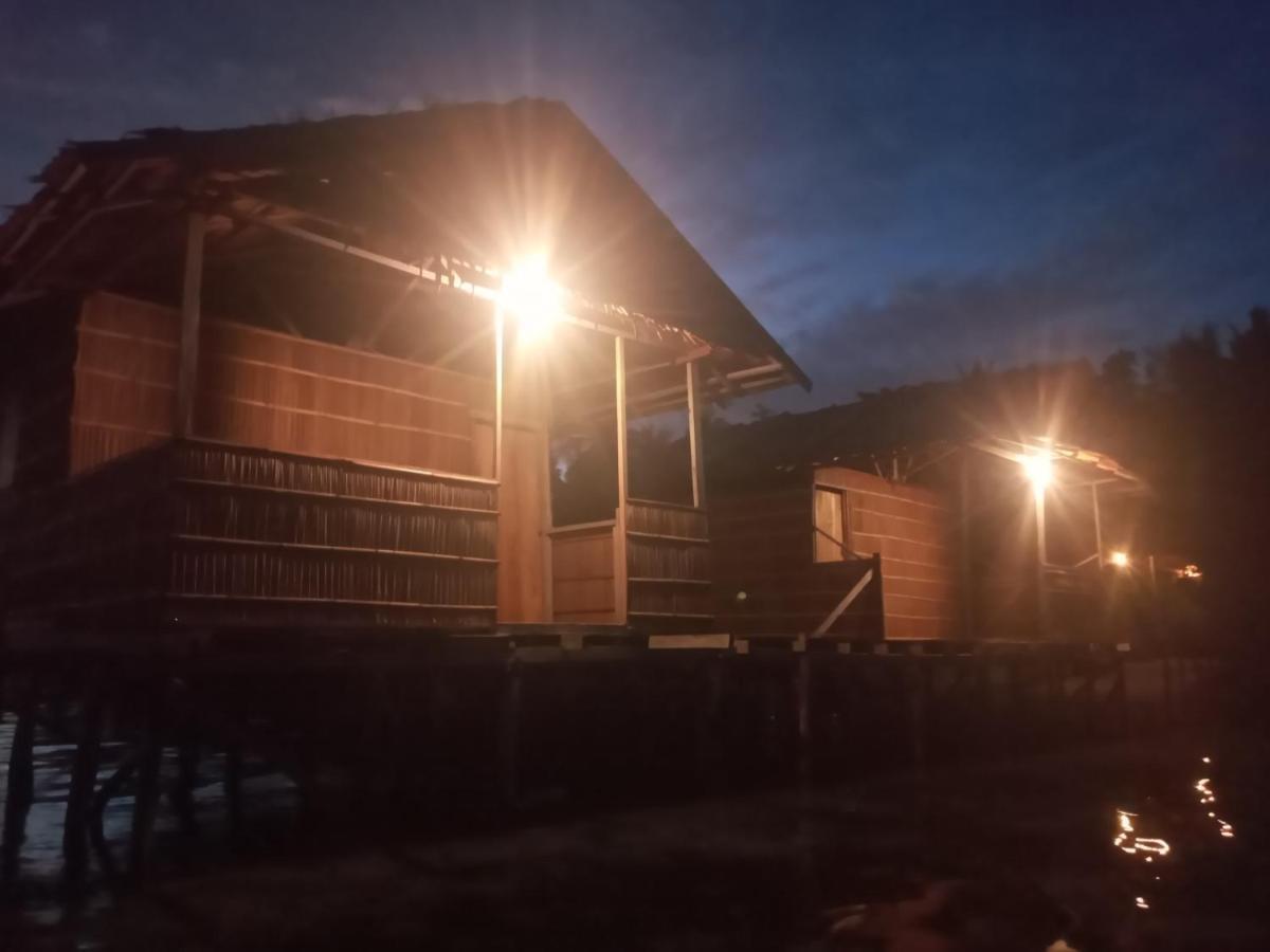 Arborek Diving Homestay R4 Besir 외부 사진